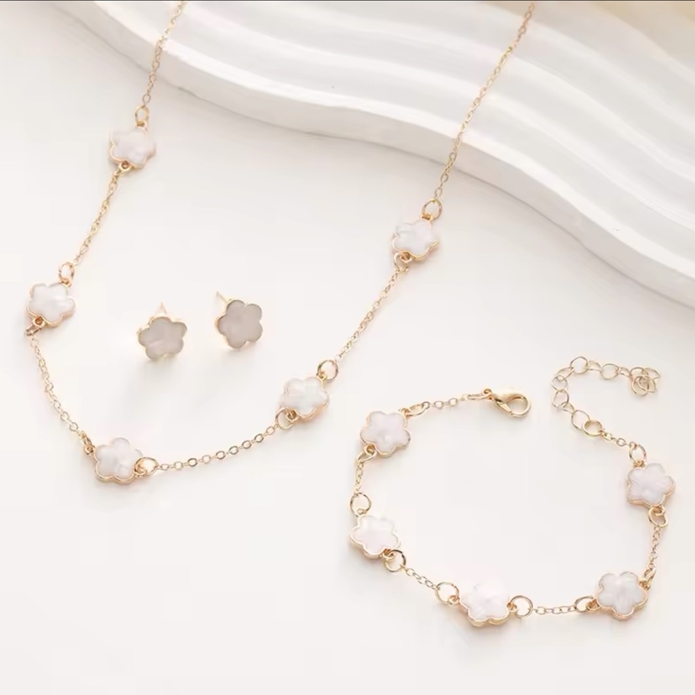 Gold Filled White Clover Floral Jewelry Set